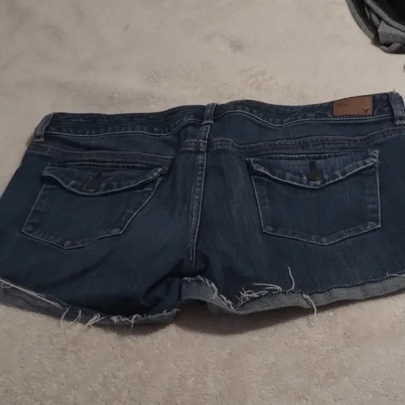 American Eagle jean shorts - Picture 4 of 5